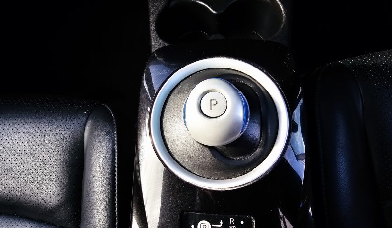 Automatic! 2015 White Nissan Leaf 80kw Tekna .MOT February 2027.5Dr.61k Miles.FSH.Heated Seats.Reverse Camera.Ulez free £3795 full