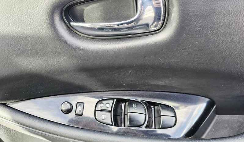 Automatic! 2015 White Nissan Leaf 80kw Tekna .MOT February 2027.5Dr.61k Miles.FSH.Heated Seats.Reverse Camera.Ulez free £3795 full