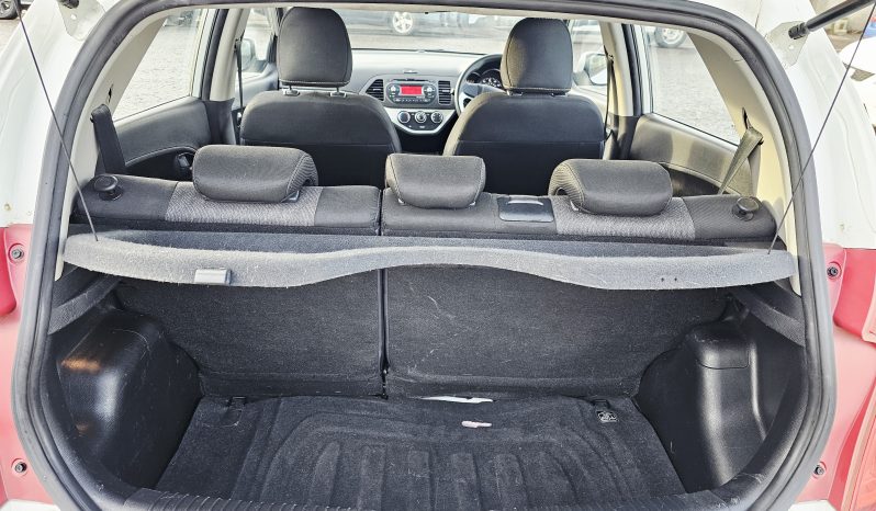 2014 White KIA PICANTO,1L Petrol.MOT August 2026.5Dr.Low miles.£20 Tax.FSH.Ulez Free £2995 full