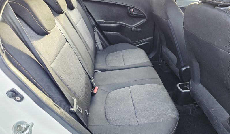 2014 White KIA PICANTO,1L Petrol.MOT August 2026.5Dr.Low miles.£20 Tax.FSH.Ulez Free £2995 full