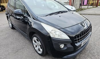  2013 Black Peugeot 3008 Active ,1.6 Petrol.5 Dr.Mot April 2027. 72k miles.FSH.1 Owner £2995 full