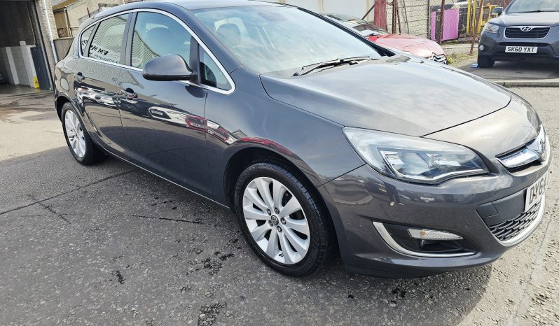 2014 Grey Vauxhall Astra Elite, 1.6L petrol. MOT February 2027. 5dr. aux. ac.FSH.Leather Seats.Ulez free £3495 full