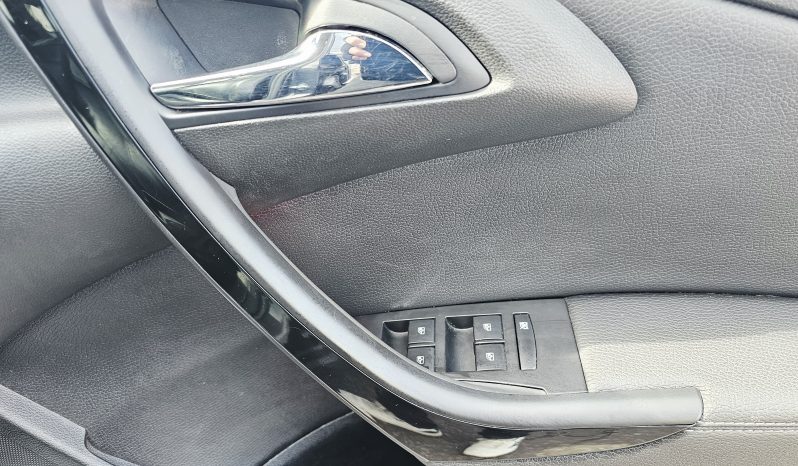 2014 Grey Vauxhall Astra Elite, 1.6L petrol. MOT February 2027. 5dr. aux. ac.FSH.Leather Seats.Ulez free £3495 full