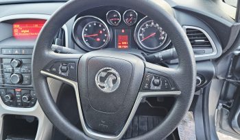 2010 Silver Vauxhall Astra Exclusiv, 1.6L petrol.MOT April 2027. 5dr. aux, ac.61k miles.Ulez free.2 Owner £2495 full