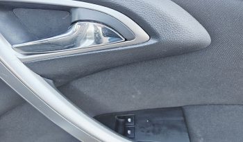 2010 Silver Vauxhall Astra Exclusiv, 1.6L petrol.MOT April 2027. 5dr. aux, ac.61k miles.Ulez free.2 Owner £2495 full