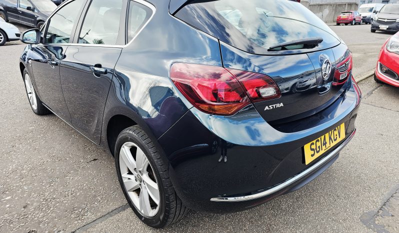 55k Miles! 2014 Green Vauxhall Astra SRI, 1.4L petrol. MOT March 2027. 5dr. aux, ac.FSH.Ulez free £4295 full