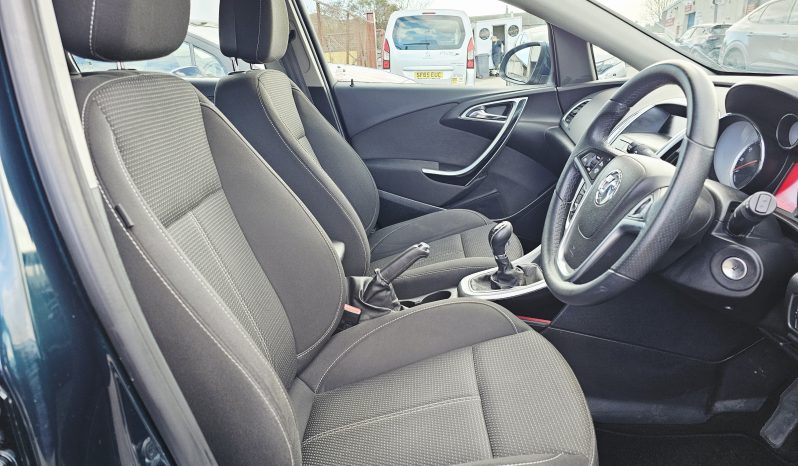 55k Miles! 2014 Green Vauxhall Astra SRI, 1.4L petrol. MOT March 2027. 5dr. aux, ac.FSH.Ulez free £4295 full