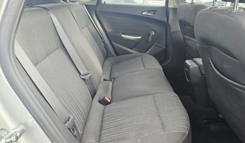 38k Miles! 2010 Silver Vauxhall Astra Exclusiv, 1.4L petrol.MOT October 2026. 5dr. aux, ac.Ulez free.FSH.1 Owner £2995 full