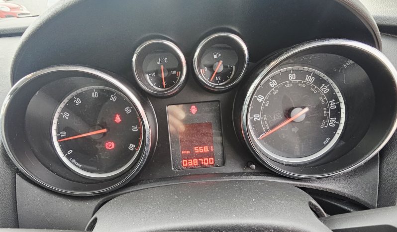 38k Miles! 2010 Silver Vauxhall Astra Exclusiv, 1.4L petrol.MOT October 2026. 5dr. aux, ac.Ulez free.FSH.1 Owner £2995 full