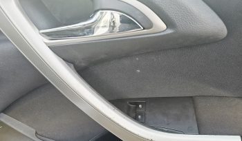 38k Miles! 2010 Silver Vauxhall Astra Exclusiv, 1.4L petrol.MOT October 2026. 5dr. aux, ac.Ulez free.FSH.1 Owner £2995 full