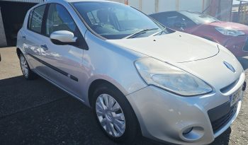 Automatic! 2010 Silver Renault Clio Expression VVT, 1.6L Petrol.MOT August 2026.Low Miles.Ulez Free £3495 full