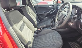 2016 Red Vauxhall Astra Design, 1.4L petrol. MOT April 2027. 5dr.aux, AC.SH.Low miles.Ulez free £4495 full