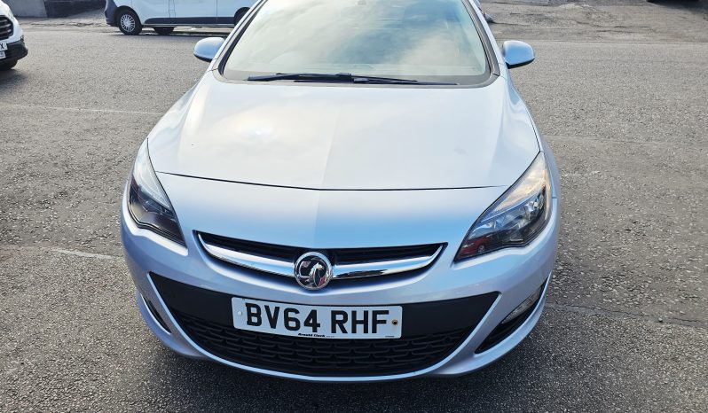57k miles! 2015 Silver Vauxhall Astra Design, 1.6L petrol. MOT November 2026. 5dr.aux, AC.FSH.Ulez free £4995 full