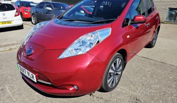 49k Miles! Automatic! 2017 Red Nissan Leaf 80kw Tekna .MOT April 2027.5Dr.FSH.Heated Seats.Reverse Camera.Ulez free £4995 full