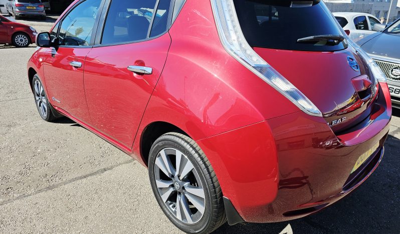 49k Miles! Automatic! 2017 Red Nissan Leaf 80kw Tekna .MOT April 2027.5Dr.FSH.Heated Seats.Reverse Camera.Ulez free £4995 full