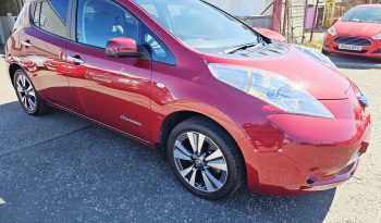 49k Miles! Automatic! 2017 Red Nissan Leaf 80kw Tekna .MOT April 2027.5Dr.FSH.Heated Seats.Reverse Camera.Ulez free £4995 full