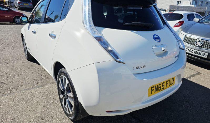 46k Miles! Automatic! 2015 White Nissan Leaf 80kw Tekna .MOT February 2027.5Dr.FSH.Heated Seats.Reverse Camera.Ulez free £4495 full