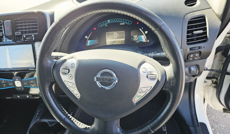 46k Miles! Automatic! 2015 White Nissan Leaf 80kw Tekna .MOT February 2027.5Dr.FSH.Heated Seats.Reverse Camera.Ulez free £4495 full