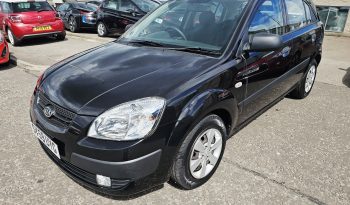 2009 Black KIA RIO,1.4L Petrol.MOT October 2026.Ulez Free.63K miles.5Dr.FSH.2 Owner £1995 full
