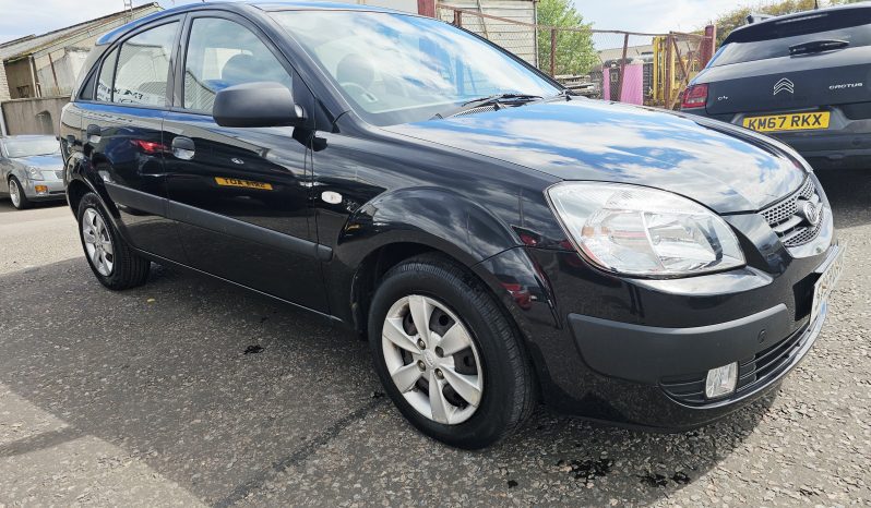 2009 Black KIA RIO,1.4L Petrol.MOT October 2026.Ulez Free.63K miles.5Dr.FSH.2 Owner £1995 full