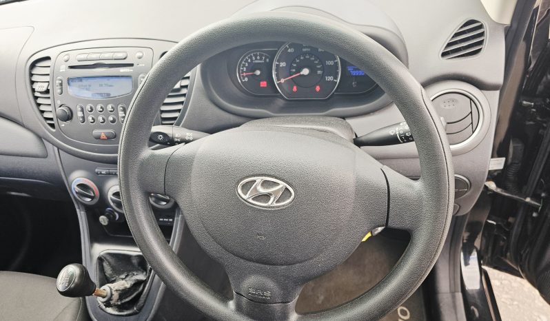 2012 Black Hyundai i10 Active, 1.2 L petrol, Mot May 2027. 5dr. Aux.£20 tax. FSH.Ulez free £2495 full