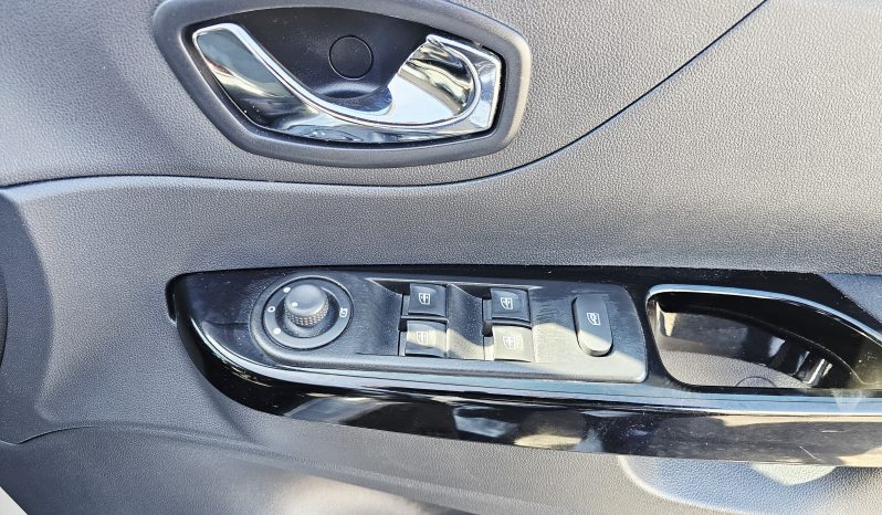 2016 Silver Renault Captur Dynamique S NAV TCE, 1L Petrol.MOT May 2027.68k Miles.£35 Tax.Ulez Free £5795 full