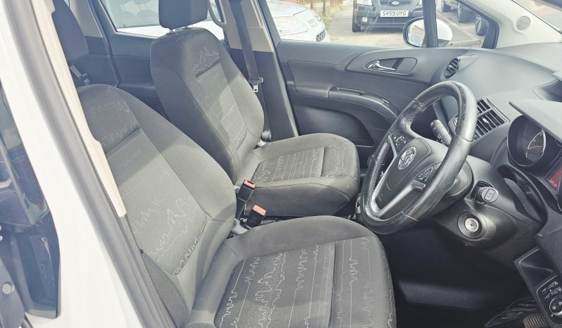 2017 White Vauxhall Meriva Life,1.4L Petrol, MOT June 2027.MPV.69k Miles.5Dr.FSH.Ulez free.2 Owner £3995 full