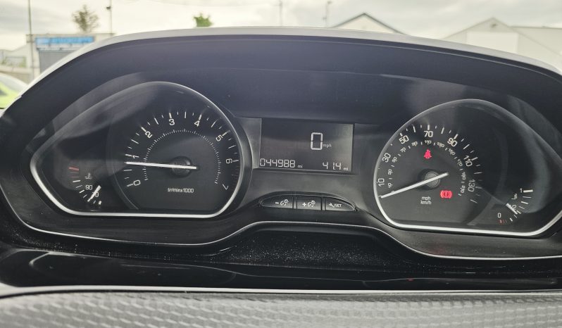44k miles! 2016 Silver Peugeot 208 Pure Tech Active, 1L petrol.3Dr.MOT April 2027.£20 Tax.Ulez free.1 Owner £4995    full