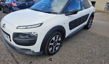 59k Miles! 2015 White Citron C4 Cactus Flair Pure tech, 1.2L petrol.MOT February 2027.5dr.£20 Tax.Reverse Camera.Ulez Free.1 Owner £4995 full