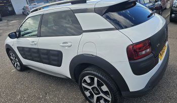 59k Miles! 2015 White Citron C4 Cactus Flair Pure tech, 1.2L petrol.MOT February 2027.5dr.£20 Tax.Reverse Camera.Ulez Free.1 Owner £4995 full