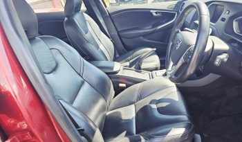 Automatic! 2016 Red Volvo V40 SE NAV D4, 2L Diesel.MOT June 2027.£20 Tax.FSH.Ulez free £8495 full