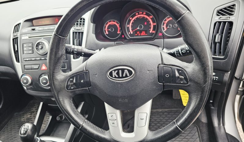 2012 Silver KIA CEED VR-7,1.4L Petrol.MOT June 2027.5Dr.FSH.Ulez free.2 Owner £2295 full