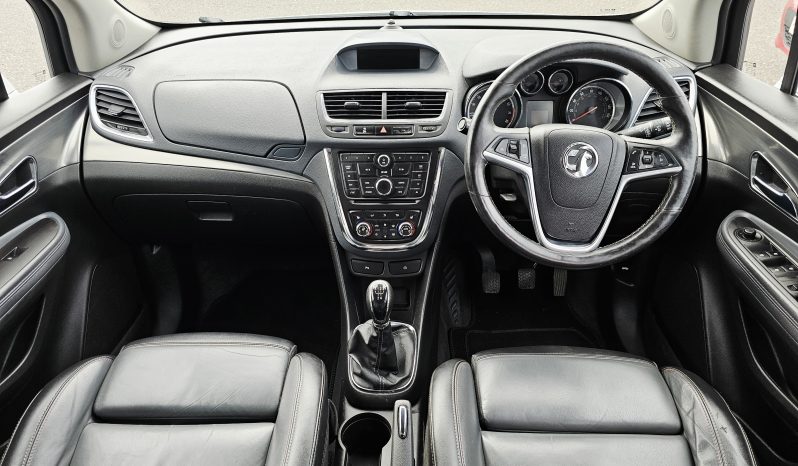2015 White Vauxhall Mokka SE, 1.6L petrol.Full Leather.MOT May 2027.Low miles.FSH.Ulez Free.Heated seats £4195    full